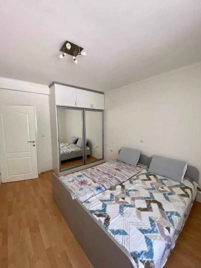 Aqua Blue Apartment Peštani Buitenkant foto